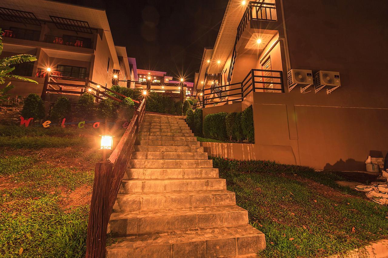 Phi Phi Top View Resort Exterior photo